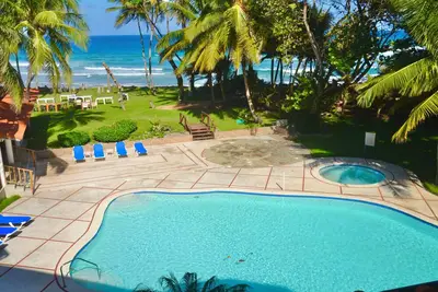 Image de Oceanview Hideaway Apartment, Steps from the Beach