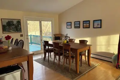 Image de Fantastic 2-bedroom house 15 minutes from Burlington/Uvm.