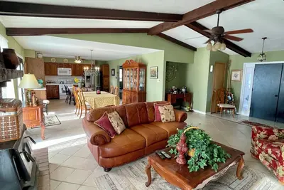 Image de Clean and Comfortable 3-bedroom, 2 bath house in Chesterfield,