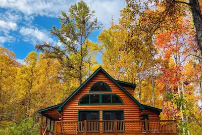 Image de 2 Bedroom, 2. 5 Bath Cabin with Full Kitchen, Fire pit, Bbq Grill