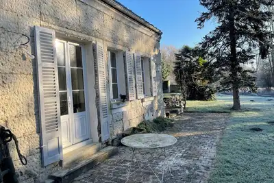 Image de Belle maison de campagne au bord de l'Aisne dans un grand jardin au calme