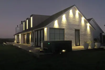 Image de Mangawhai French Style Country Home\nLuxury Comfort not far from Heads