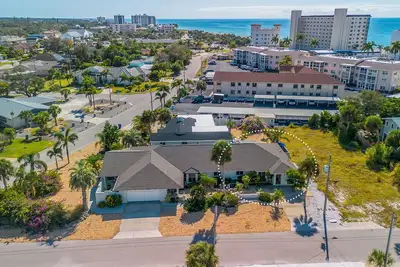 Image de Venice Island Escape Steps to Beach Workspace