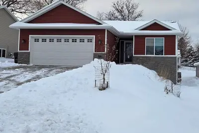 Image de CherryWood Home-2 miles from Downtown & Mayo Clinic