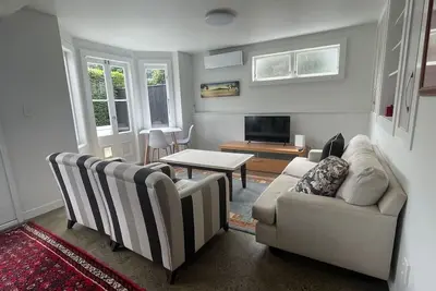 Image de Cosy 2 Bed Ponsonby Retreat with Parking