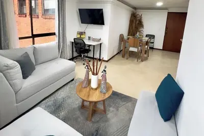 Image de Apto Multicentro Cali | Piscina, Home Office, 2hb