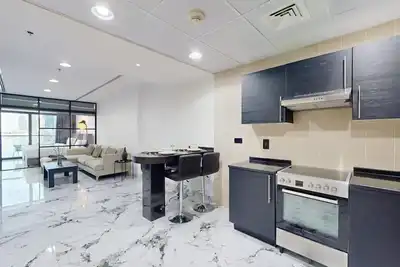 Image de Elegant 2 Bed l Marina Views l City Skyline