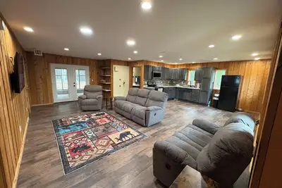 Image de Cozy 2-bedroom cabin near fabulous Barnes Wi