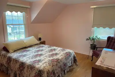 Image de Charming home in Deep River - great for families!