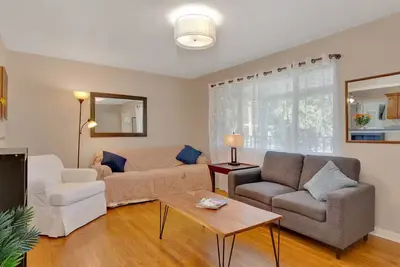 Image de Family Friendly, 3 KIngs, Full Kitchen, Pet friendly in a quiet neighborhood