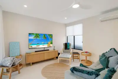 Image de Husky Beach Pad - Walk to the beach