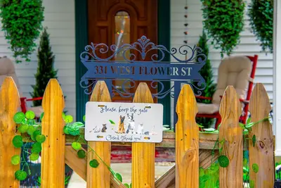 Image de Historic home located across from Ut Southern and downtown Pulaski.