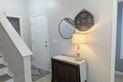 Image de Peaceful 3 Bedroom Townhouse