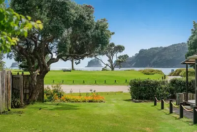 Hosts on the Coast Hahei Sands Villa A