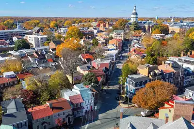 Image de Historic Downtown Annapolis Home