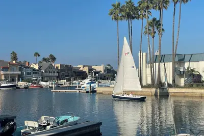 Image de Serene 5 Bedroom House For Your Getaway In Upscale Coronado Marina Community.