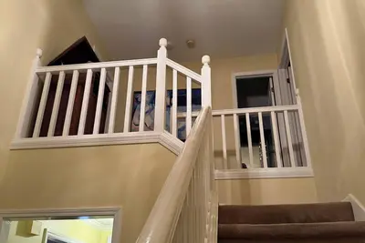 Image de a GOLDing Home - minutes from Ole Miss and The Square