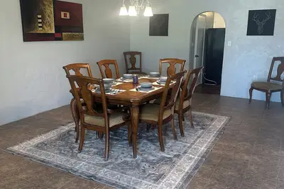 Image de Getaway house with 4-bedrooms nestled away from the hustle and bustle