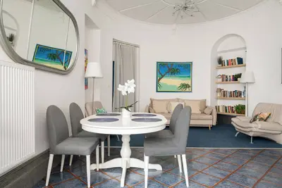 Image de Nowogrodzka Urban Mezzanine Apartment