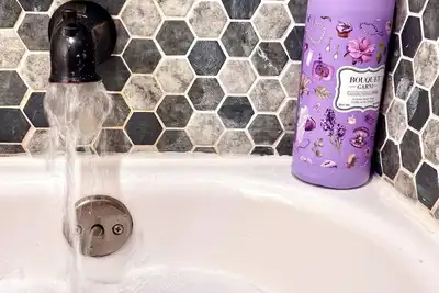 Image de Ohio City 2 bedroom house for up to 5 people! Walk to W. 25th!