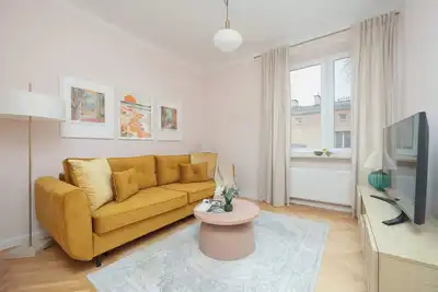 Image de Wspólna Droga 7 Warszawa  | Charming One-Bedroom Apartment | Functional Interiors