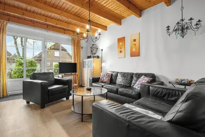 Image de Comfortable vacation home Büger with garden in Hooksiel