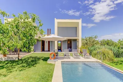 Image de Belle villa avec vue sur la montagne, plage à 5 km