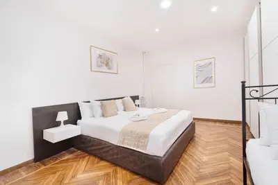 Image de Appartement Élégant – Central, à 10 Min du Duomo