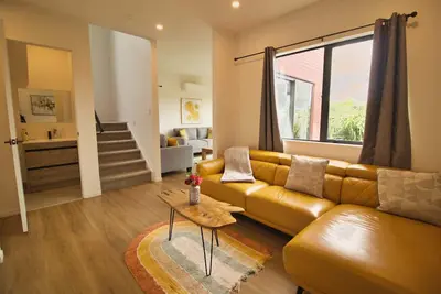 Image de Beautiful Brand New Modern Living Getaway