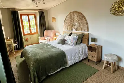 Logement de charme dans un écrin de verdure