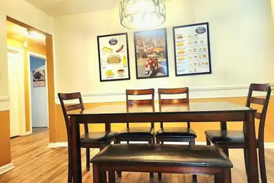 Image de 513Company - Hometown +Location