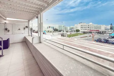 Sofia’s Seaview | 4min to Beach on Protaras Strip