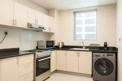 Image de Luxury 2br Stay • Near World Trade Centre Alk4