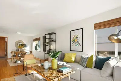 Image de Bright, Sunny 3-Bed/2-Bath West Seattle Retreat — Walk to Alaska Jct