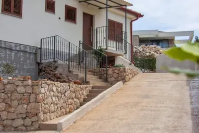 Image de Three Bedroom Holiday Home With Balcony and Sea View