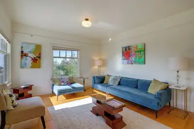 Golden Gate & Sunset Views! Classic Berkeley Home