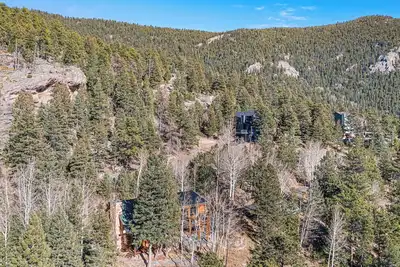 Image de 3-bedroom cabin in Evergreen