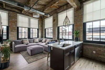 Airy Factory Loft - Short North