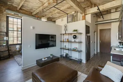 Cozy Short North Loft Apt.