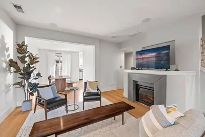 Image de 3-bedroom 2. 5 bath townhome