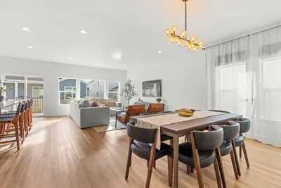 Image de All-New Spacious 6-bd house with top-tier hot tub near Snowbasin & Pineview