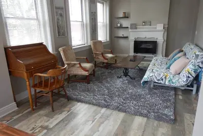 1 Bed, idyllic, stadiums, free parking, & Pets Ok