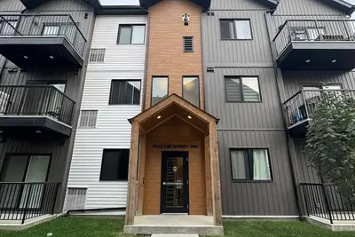 Image de Wem Getaway! Bright & Cozy 2br Condo Near the Mall