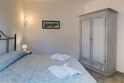Image de Confortable appartement pour 4 personnes avec Wifi, climatisation, piscine, Tv et animaux admis