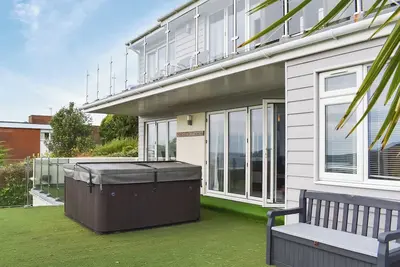 Image de Oceans Away - Uk48571