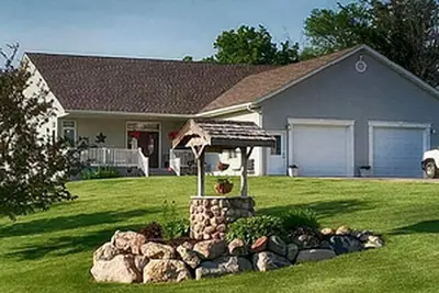 Image de Spacious Waterfront Vacation Rental on Lake Sakatah in Rice County, Minnesota