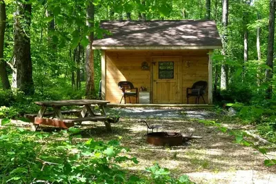 Image de Cozy Cabin Rental in the Woods near Swallow Falls State Park, Maryland