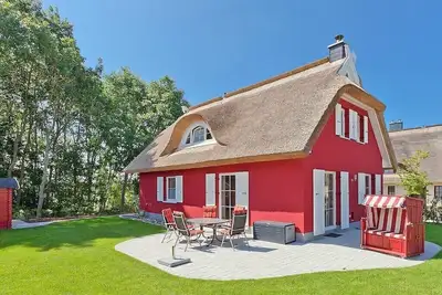 Maison de vacances à Glowe avec piscine