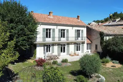 Image de Le nid d'Estoublon, magnifique maison de village récemment rénovée