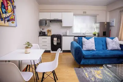 Image de At Twelve premium guest apartment